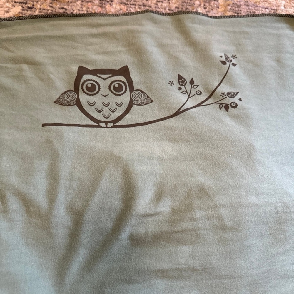 Charming Owl Moby wrap
